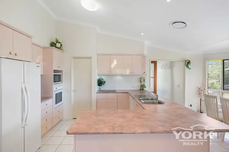 Fifth view of Homely house listing, 15 Manteit Court, Mount Rascal QLD 4350