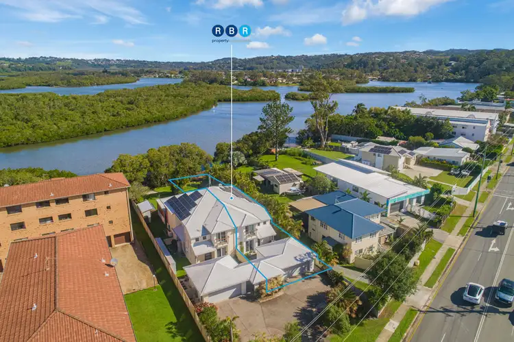 2/186 Kennedy Drive