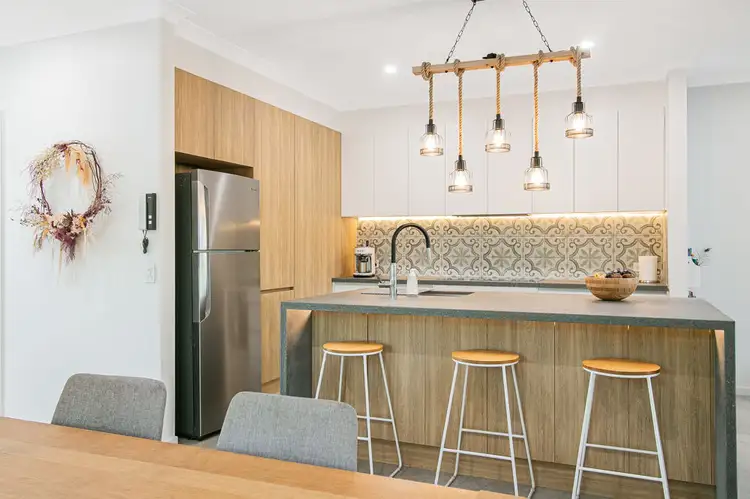 Fifth view of Homely house listing, 2/186 Kennedy Drive, Tweed Heads West NSW 2485