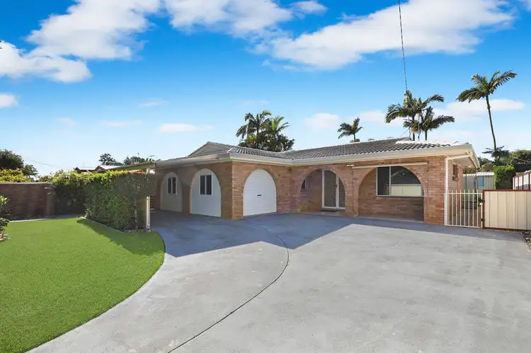 167 Nicklin Way, Warana QLD 4575