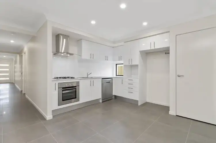 58a Dunaden place, Logan Reserve QLD 4133