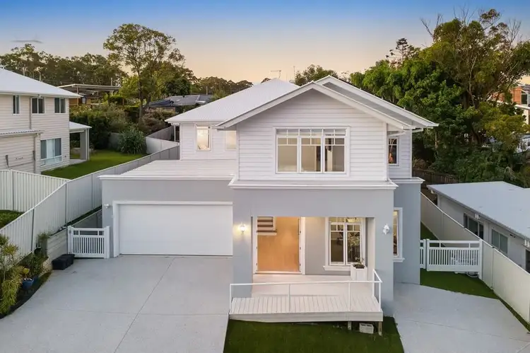 100 Ridgeway Avenue, Southport QLD 4215