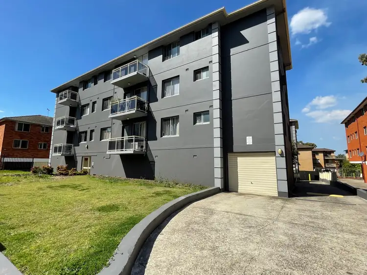 18/22 Nagle St, Liverpool NSW 2170