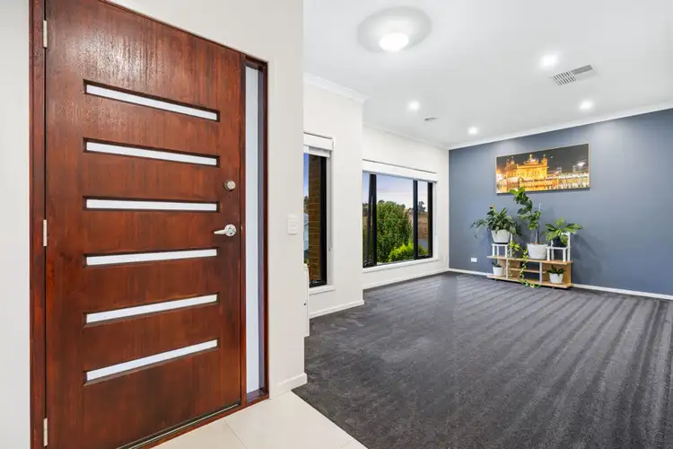 Fourth view of Homely house listing, 19 BENNELONG CRESCENT, Lloyd NSW 2650