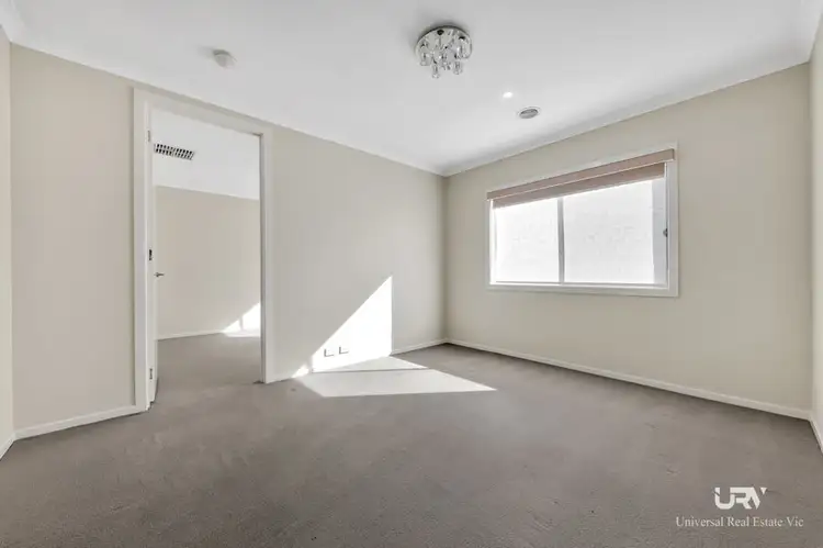 Fifth view of Homely house listing, 18 Balconies Way, Craigieburn VIC 3064