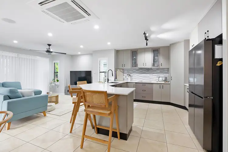 Fifth view of Homely house listing, 6 Seaspray Close, Shoal Point QLD 4750