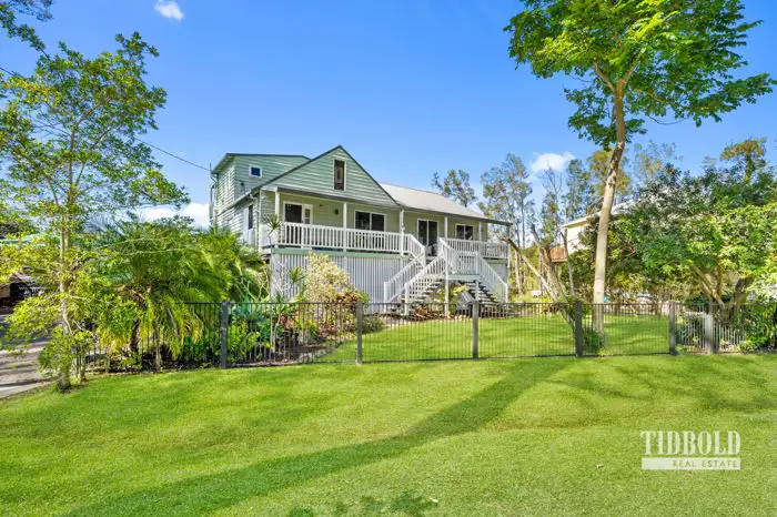 32 Pear Street, Redland Bay QLD 4165