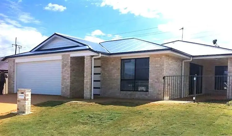 9 Grandslam Street, Glenvale QLD 4350