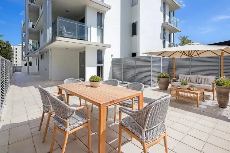 4/75 SUTTON STREET, Redcliffe QLD 4020