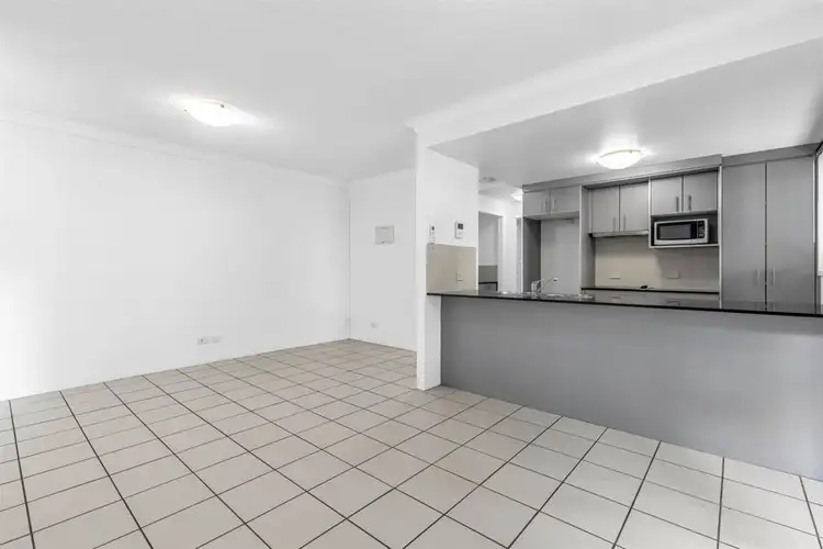 Sixth view of Homely unit listing, 8/321 Vulture Street, South Brisbane QLD 4101