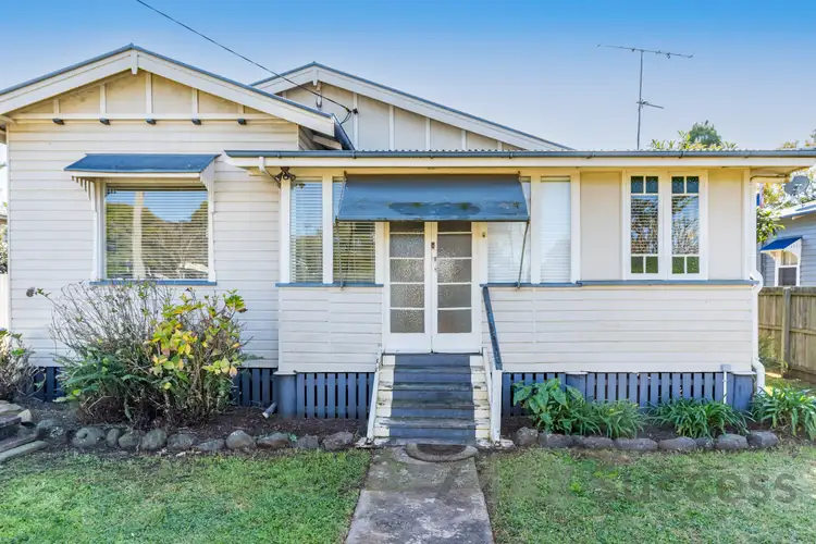 211 Campbell Street, Newtown QLD 4350