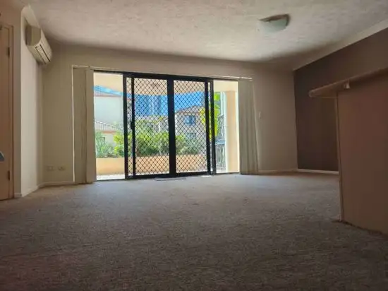 Unit 5, 16-26 Waverley Street, Southport QLD 4215