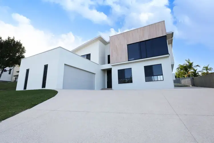 51 Douglas Crescent, Rural View QLD 4740