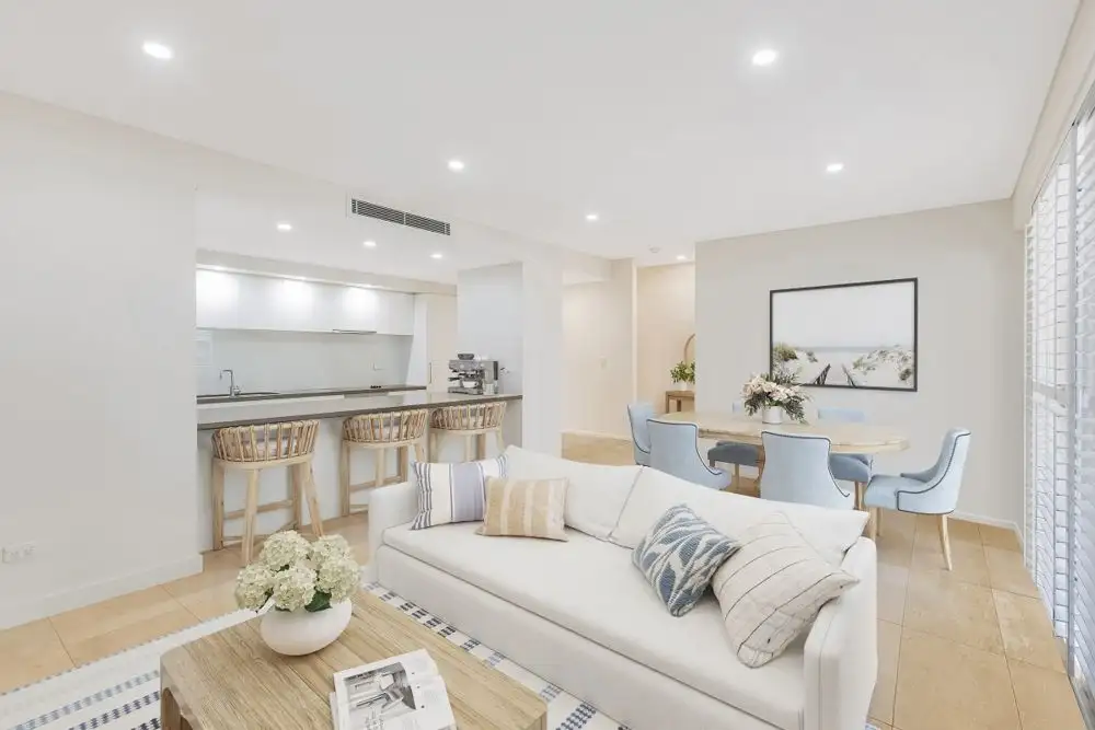 Main view of Homely unit listing, 2/2-4 Boundary Lane, Tweed Heads NSW 2485