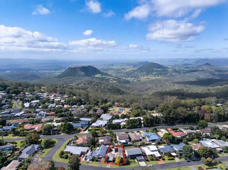 6 Heathwood Street, Rangeville QLD 4350