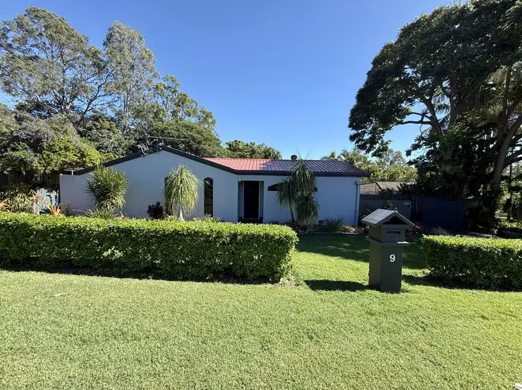 9 Dumfries Cct, Camira QLD 4300
