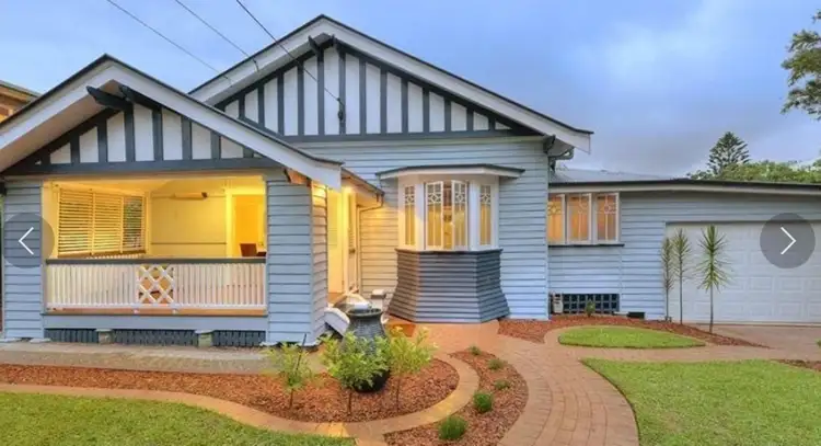 10 Fifth Ave, Coorparoo QLD 4151