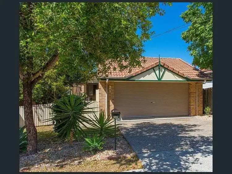 32 Thurlow Street, Newmarket QLD 4051