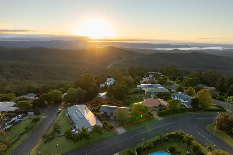 10 Skyline Drive, Blue Mountain Heights QLD 4350