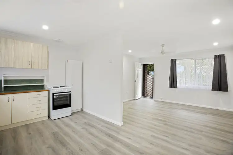 10 Wallmans Court, Rural View QLD 4740