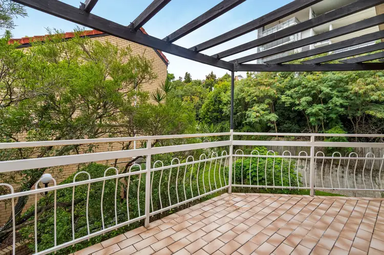 22/31 Bishop St, St Lucia QLD 4067