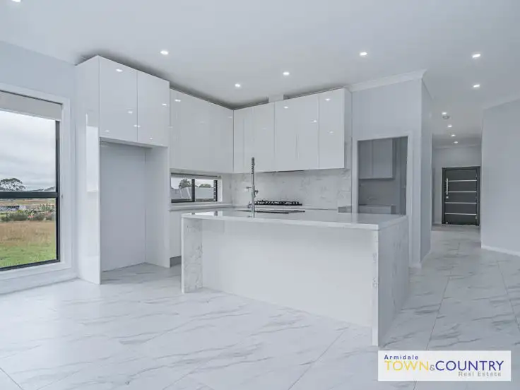 5 Yellowtail Court, Armidale NSW 2350