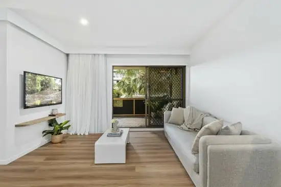 4/26 Palm Avenue, Surfers Paradise QLD 4217