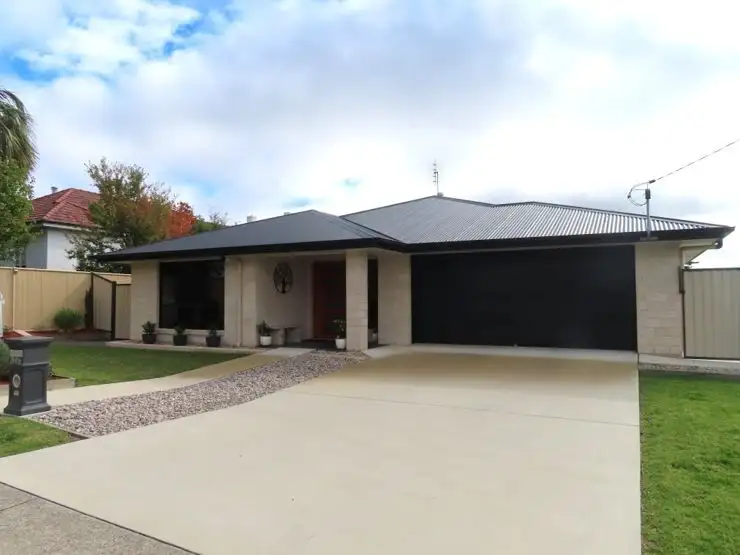 Main view of Homely house listing, 124A Folkestone Street, Stanthorpe QLD 4380