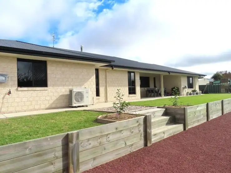 Second view of Homely house listing, 124A Folkestone Street, Stanthorpe QLD 4380