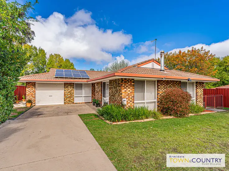 14 Verna Close, Armidale NSW 2350