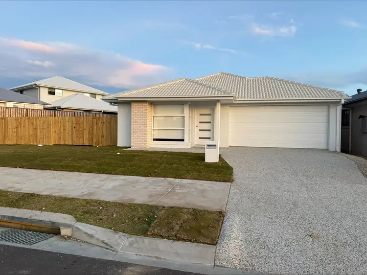 4 Tivoli Ave, Greenbank QLD 4124