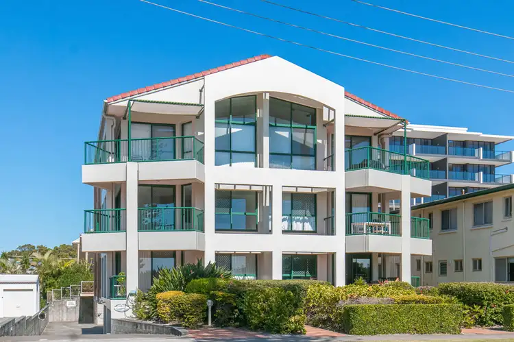 3/52 Pacific Parade, Bilinga QLD 4225