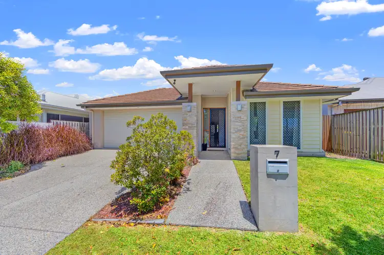 7 Flybridge Way, Hope Island QLD 4212
