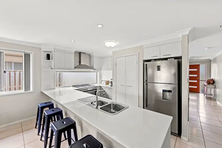 Second view of Homely house listing, 7 Flybridge Way, Hope Island QLD 4212