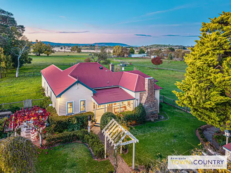 62 Mundays Lane, Armidale NSW 2350