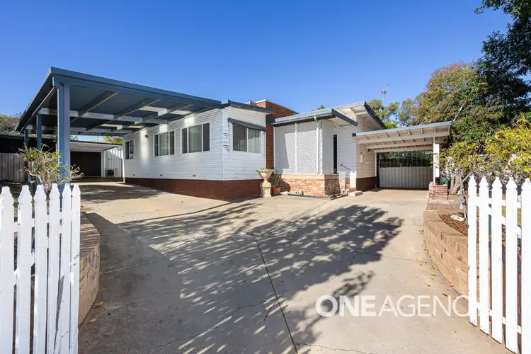 43 NORTHCOTT PARADE, Mount Austin NSW 2650