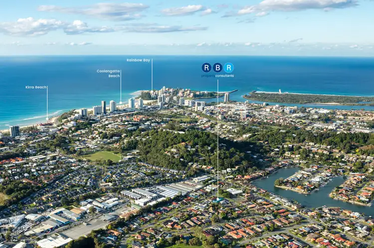 Second view of Homely semi-detached listing, 2/3 Bambaroo Crescent, Tweed Heads NSW 2485