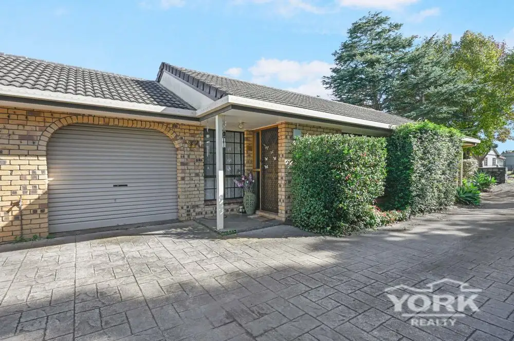 Main view of Homely unit listing, 1/12 Ocean Street, Rangeville QLD 4350
