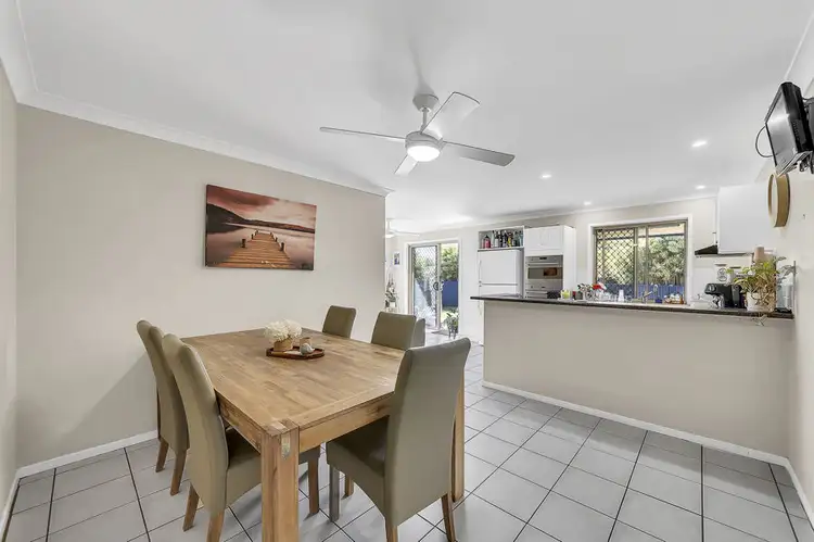 Sixth view of Homely house listing, 2 Diosma Close, Yamanto QLD 4305