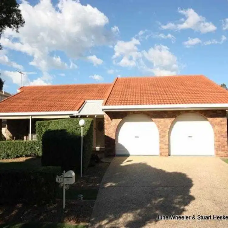 41 Briarwood St, Carindale QLD 4152