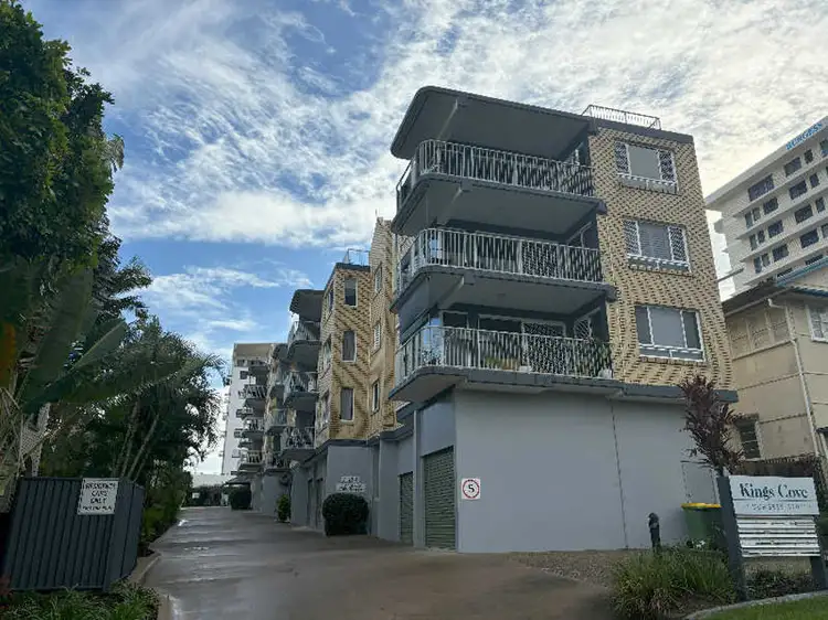 4/33 Burgess Street, Kings Beach QLD 4551