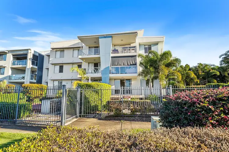 412/66 Sickle Avenue, Hope Island QLD 4212