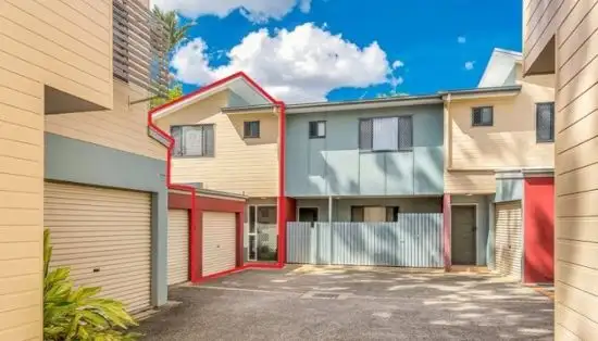 3/34 Warren Street, St Lucia QLD 4067