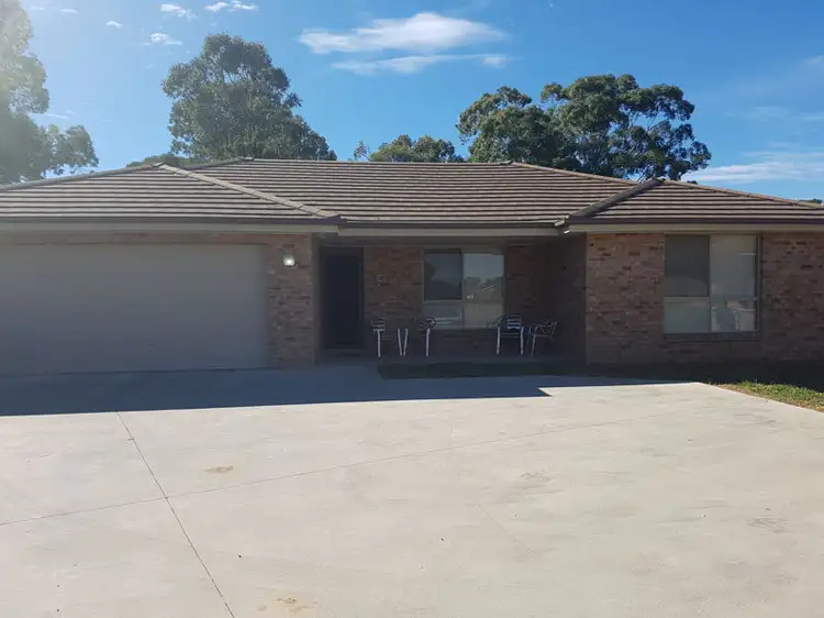 Main view of Homely villa listing, 19B Illoura Street, Tamworth NSW 2340