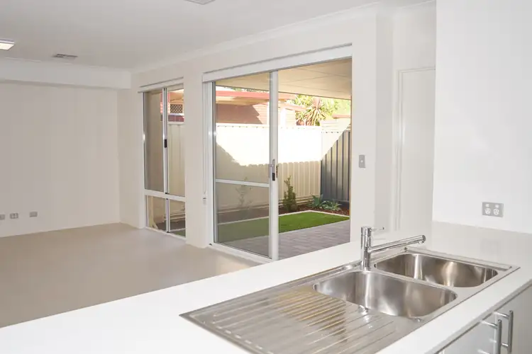 Fourth view of Homely house listing, 17 Madana Pl, Craigie WA 6025