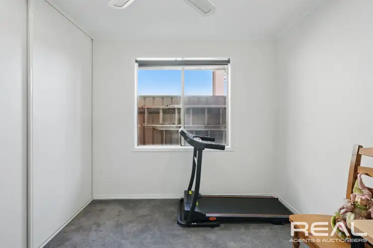 Fifth view of Homely house listing, 7 Sussex Court, Craigmore SA 5114