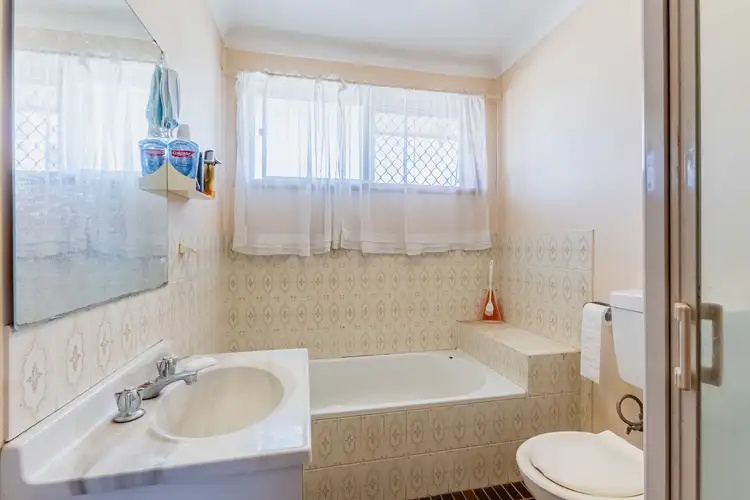 Fourth view of Homely house listing, 33 Springfield Way, Dubbo NSW 2830