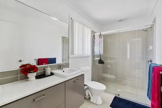 52 Falso Place, Doolandella QLD 4077