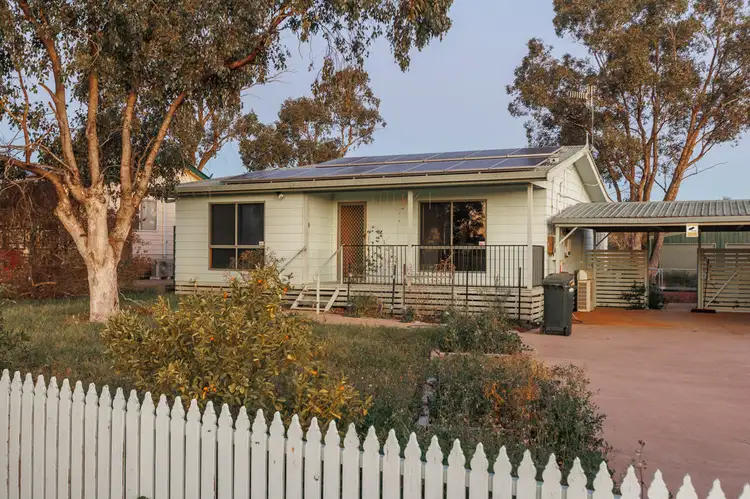 19 Fantasia Street, Lightning Ridge NSW 2834