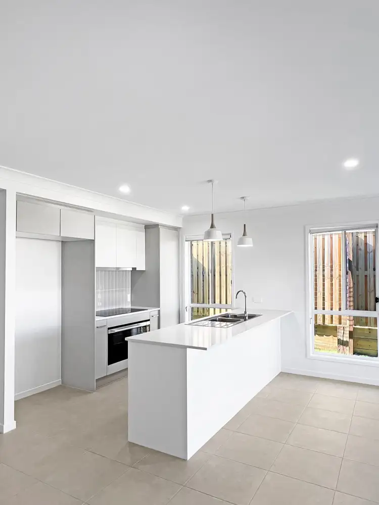 94 Hallstatt Avenue, Jimboomba QLD 4280